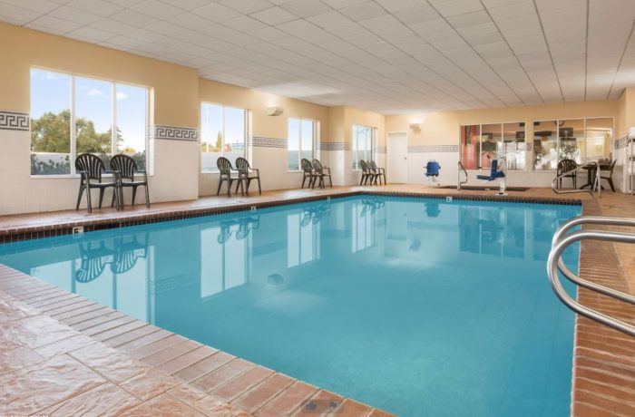 Pool at Country Inn and Suites, Bountiful Utah